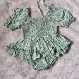 Arabella & Rose romper size 2
